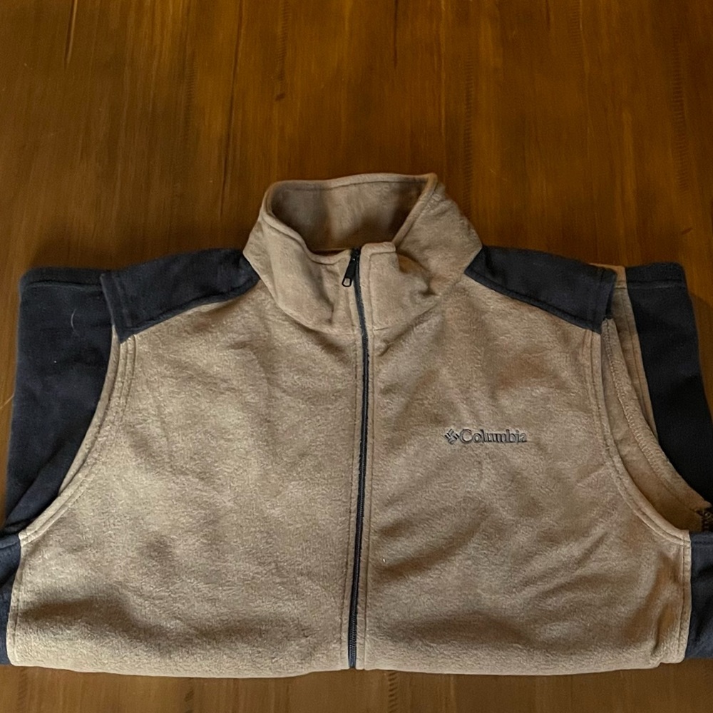 COLOMBIA VEST